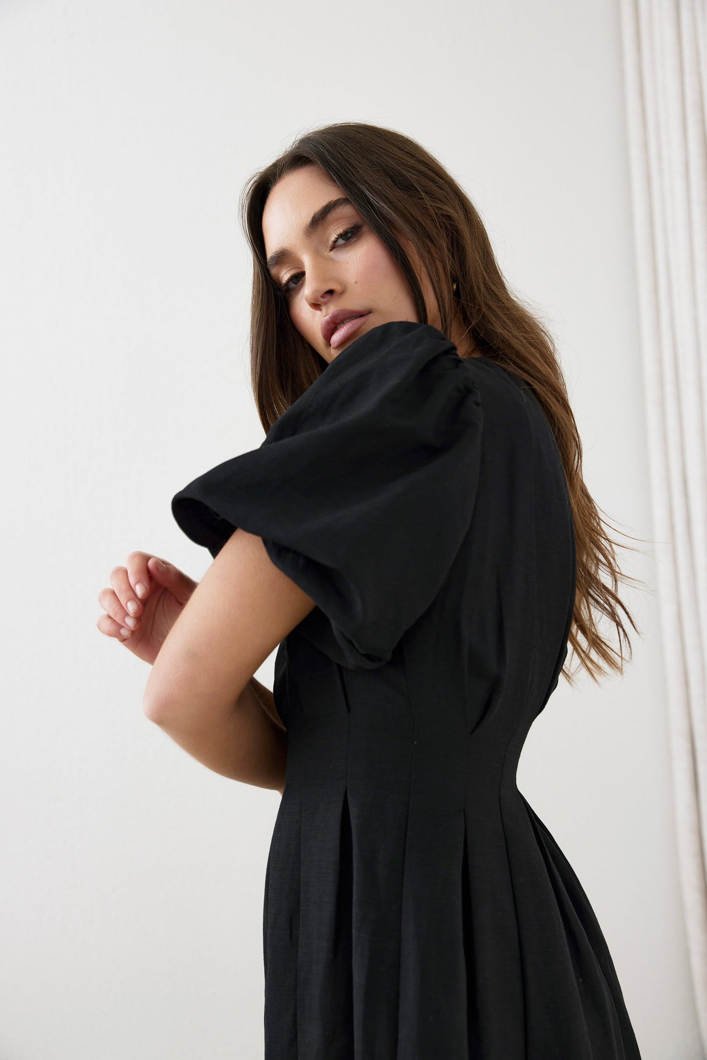 Black Air Linen Maxi Dress